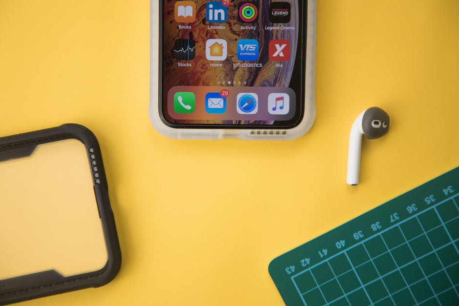 productivity apps smartphone desk workspace 2026