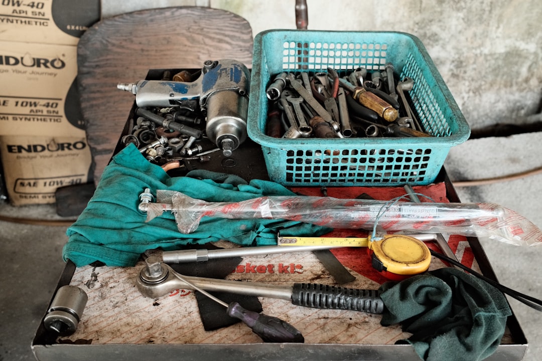 car DIY maintenance engine oil change tools